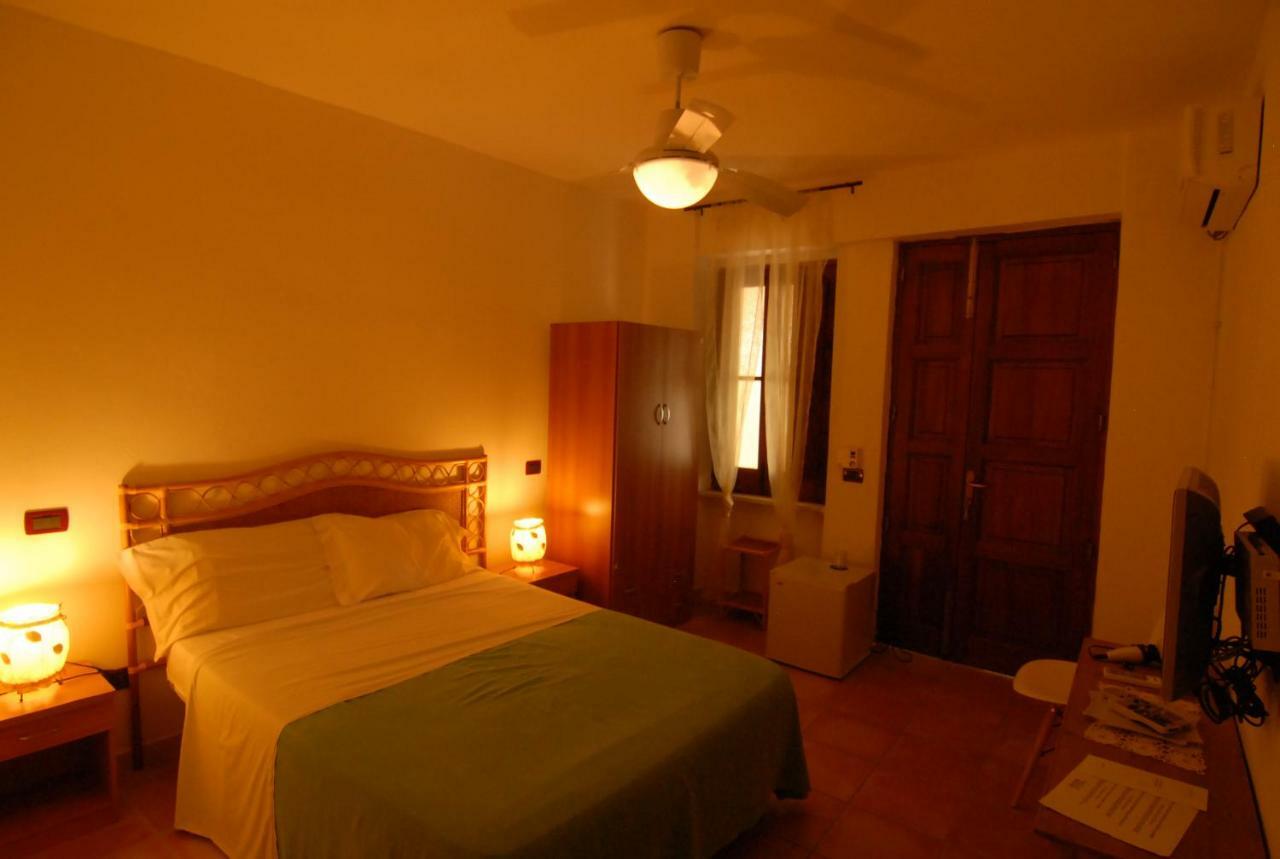 Eoliano B&B Мальфа Экстерьер фото